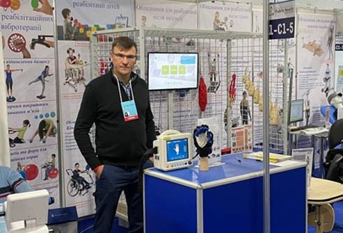 Syrebo™ハンドリハビリテーションシステムは、2021年の国際医療展示会公衆衛生で発表されました。